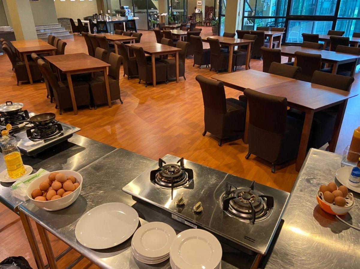 Work Den Chiangrai Hotell Chiang Rai Eksteriør bilde