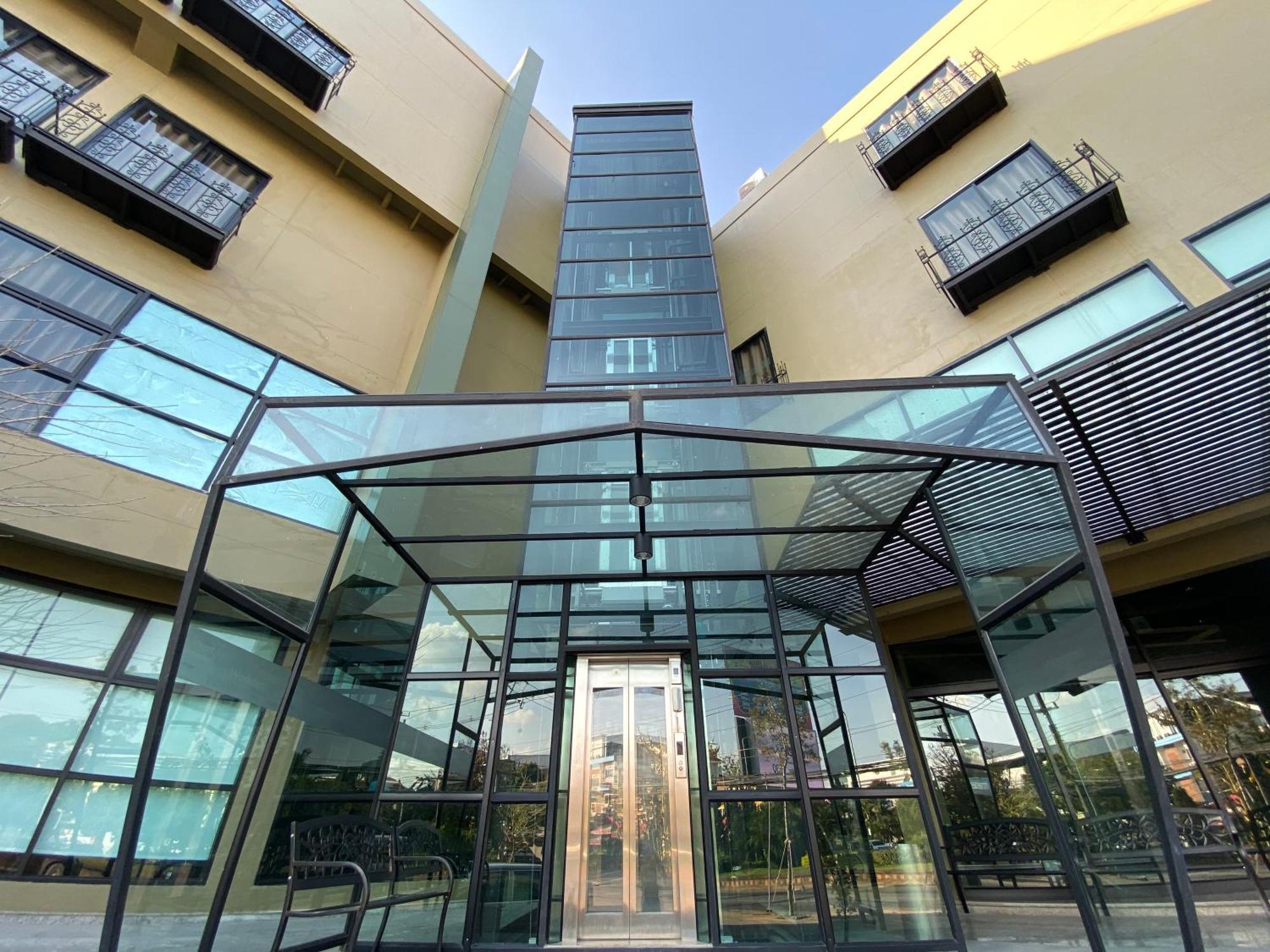 Work Den Chiangrai Hotell Chiang Rai Eksteriør bilde